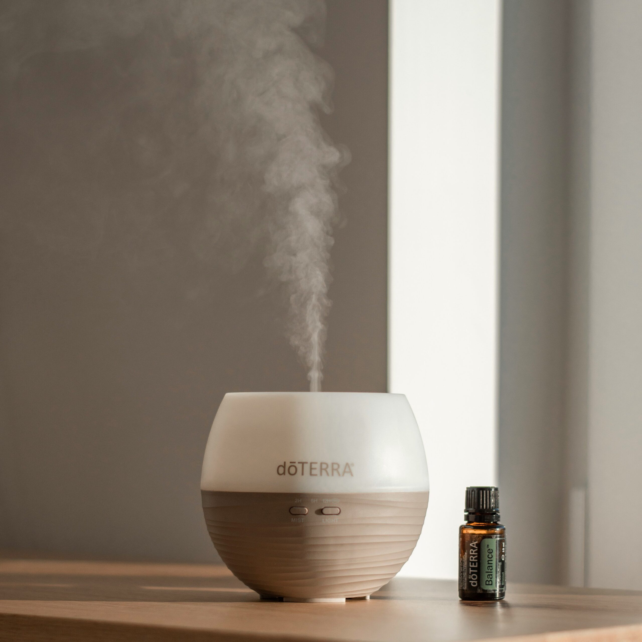 Diffusore e bottiglietta olio essenziale